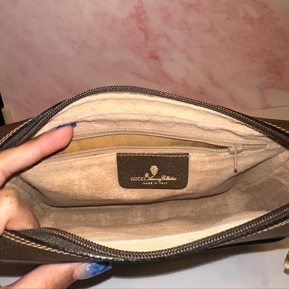 Gucci Brown and Tan wrislet Bag - Picture 4 of 6